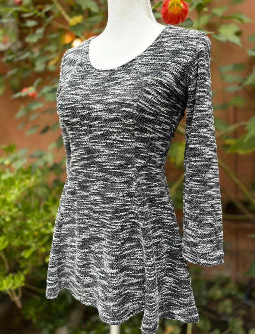 Artex Fashions Black White Space Dye Tunic Length Top Fit & Flare Top Size S