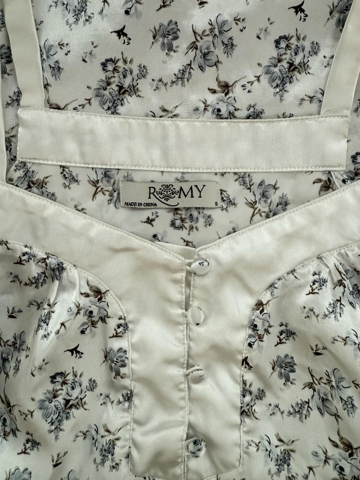 Romy Women’s Floral Slip Top Size S