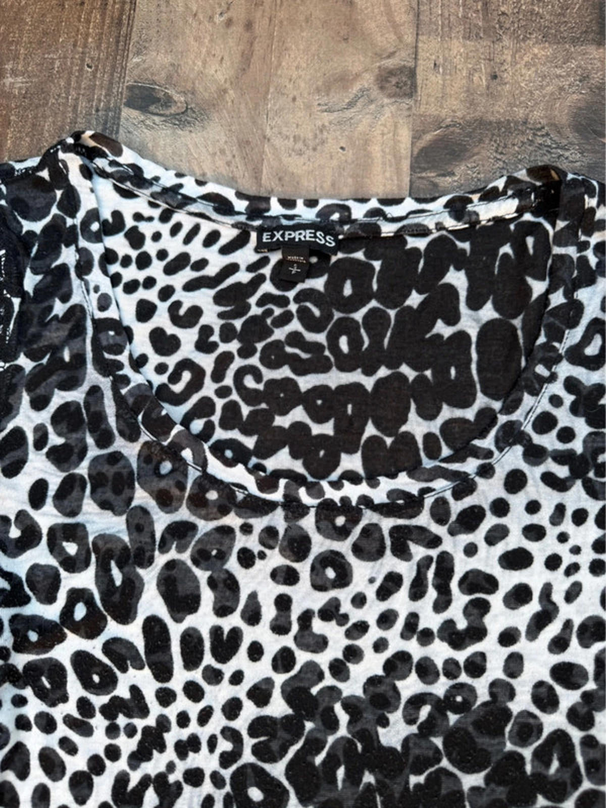 Express Leopard Print Light Weight Long Sleeved Top Size S