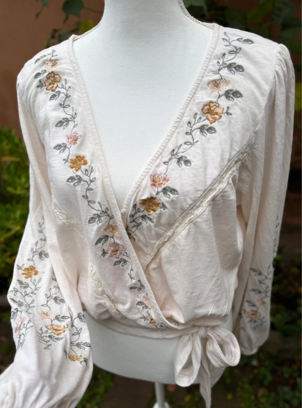 Lucky Brand Floral Cream Boho Cropped Top Size M