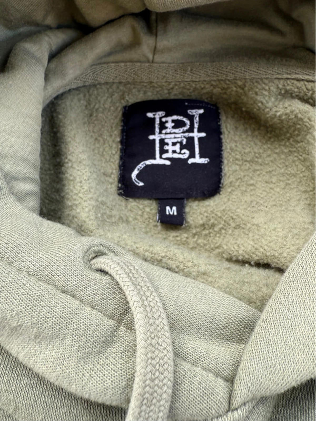 Ed Hardy Men’s Olive Green Hoodie Tattoo Love Kills Slowy Graphic Size M Medium